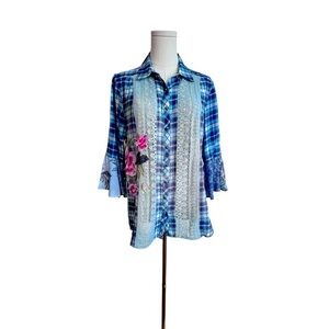 John Mark Blue Plaid Floral Embroidered Button Down Blouse Women’s Size Small